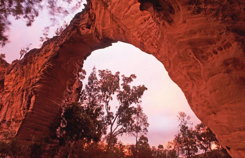 Marlong Arch.