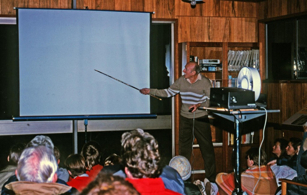 Bill Morley, doing slide show in info centre, Aug 89.