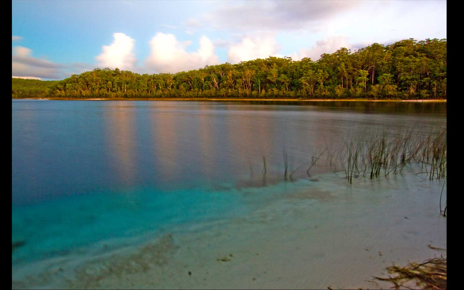 Lake McKenzie, Fraser Island